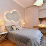 Large Apartment, Chic And Cozy - Lägenhet *