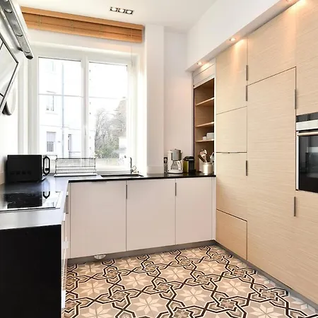 Large Apartment, Chic And Cozy -