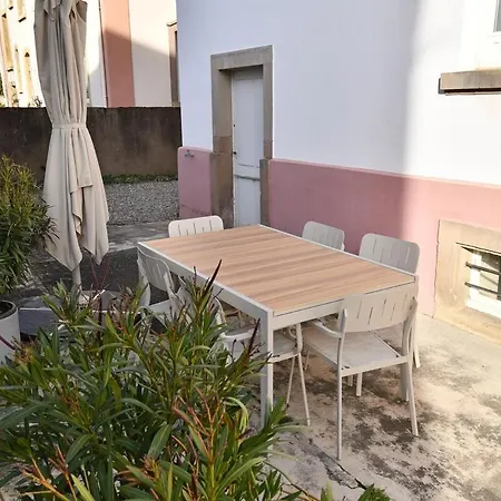 Large Apartment, Chic And Cozy - *