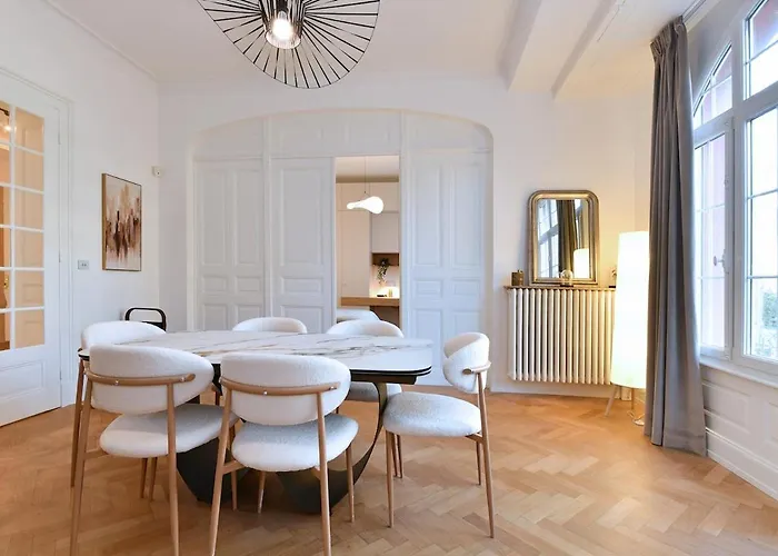 Large Apartment, Chic And Cozy - Apartamento *